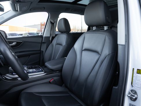 Certified 2023 Audi Q7 3.0T Premium Plus image 24