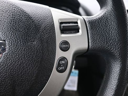 Used 2011 Nissan Rogue S image 24