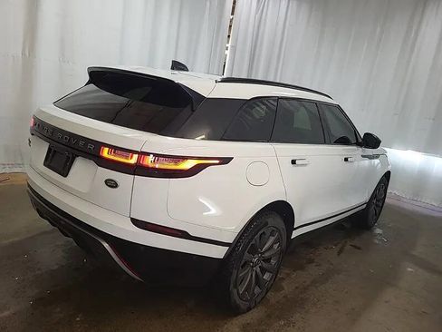 Used 2018 Land Rover Range Rover Velar R-Dynamic SE AWD/4WD image 4