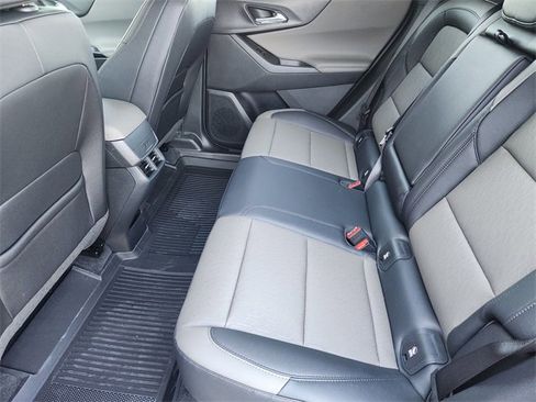 New 2026 Chevrolet Equinox LT w/ Convenience Package II image 31