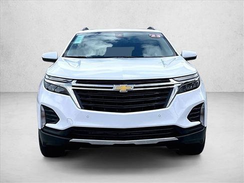 Used 2023 Chevrolet Equinox LT FWD image 3