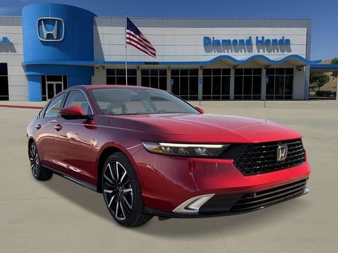 New 2026 Honda Accord Touring image 7