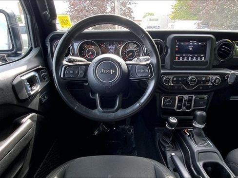 Used 2022 Jeep Wrangler Unlimited Sport AWD/4WD image 4