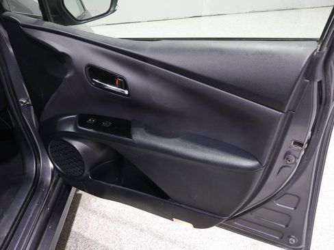 Used 2022 Toyota Prius XLE image 22