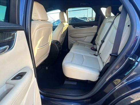 Used 2019 Cadillac XT5 FWD image 28