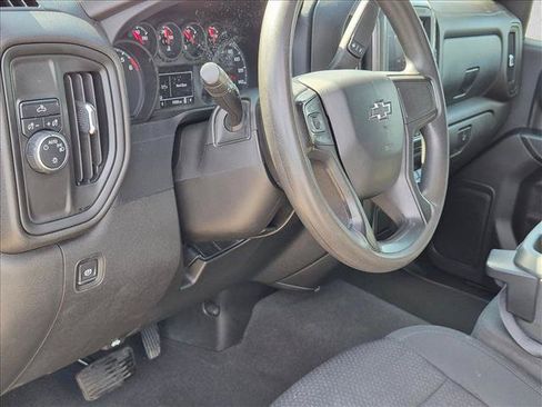 Used 2021 Chevrolet Silverado 1500 Custom w/ Rally Edition RWD image 9