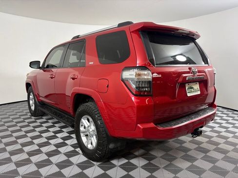Used 2021 Toyota 4Runner SR5 AWD/4WD image 12