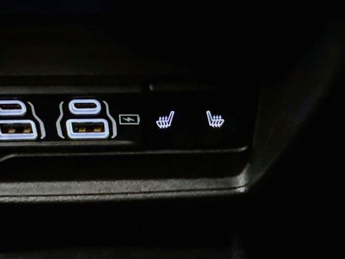 Used 2023 Jeep Grand Cherokee Limited AWD/4WD image 26