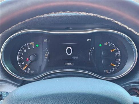 Used 2017 Jeep Grand Cherokee Limited image 10