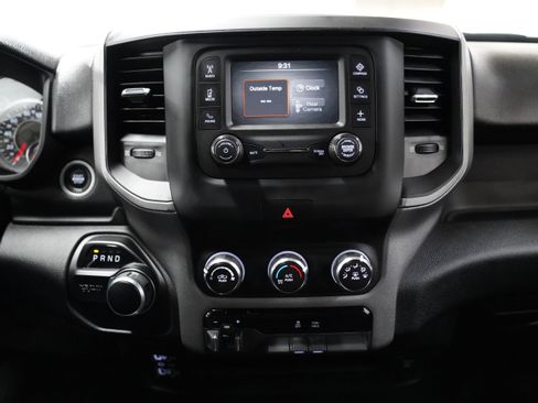 Used 2024 RAM 3500 Tradesman w/ Chrome Appearance Group image 22