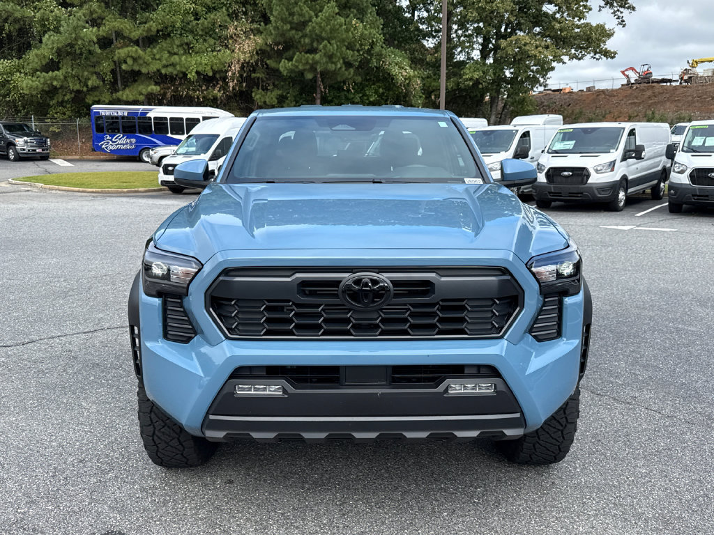 Used 2026 Toyota Tacoma TRD Off-Road AWD/4WD image 2
