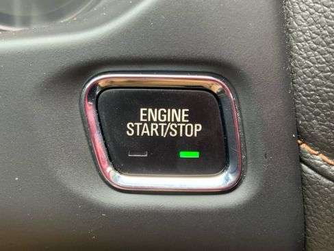 Used 2021 GMC Acadia AT4 image 35