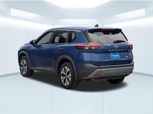 Used 2023 Nissan Rogue SV FWD image 4