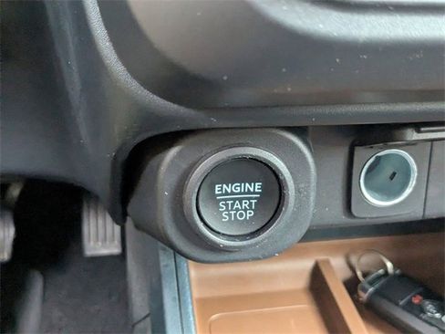 Used 2023 Ford Maverick Lariat image 18