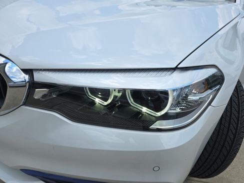 Used 2020 BMW 540i w/ Convenience Package RWD image 30