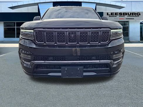 Used 2022 Jeep Grand Wagoneer Series II image 2