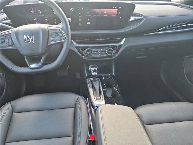 Used 2024 Buick Envista Sport Touring w/ Convenience I Package FWD image 17