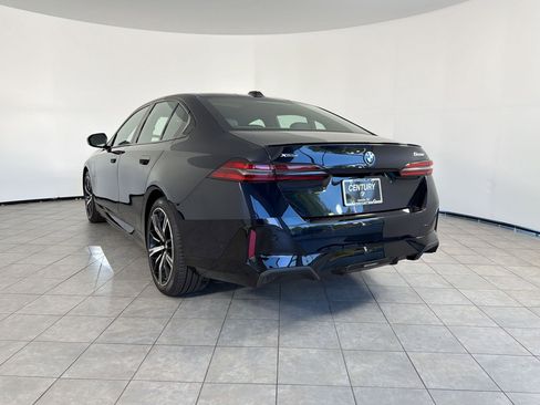 New 2026 BMW 550e xDrive AWD/4WD image 3