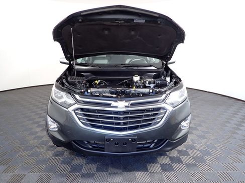 Used 2018 Chevrolet Equinox Premier image 9