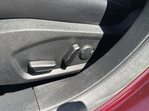 Used 2018 Ford Fusion SE image 14