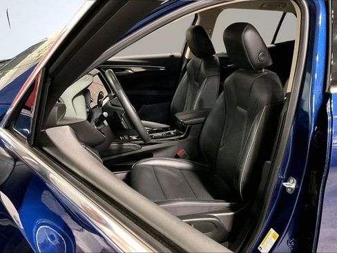 Used 2023 Buick Envision Essence image 25