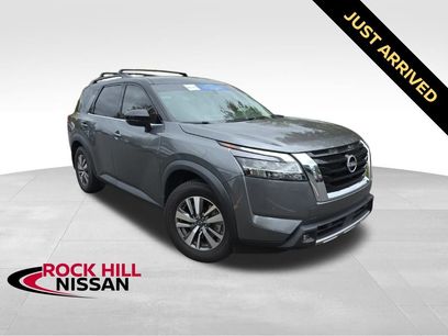 Used 2022 Nissan Pathfinder SL