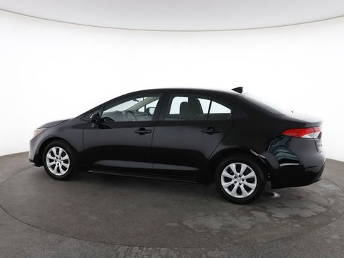 Used 2025 Toyota Corolla LE image 8