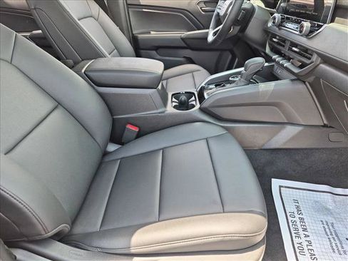 Used 2026 Chevrolet Colorado Trail Boss AWD/4WD image 19