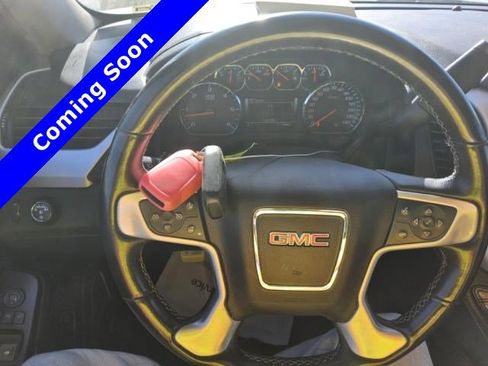 Used 2020 GMC Yukon XL SLT RWD image 5