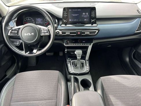 Used 2023 Kia Seltos S image 11