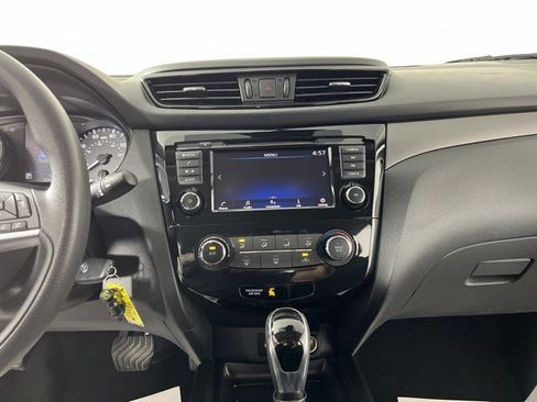 Used 2020 Nissan Rogue Sport S w/ Appearance Package FWD image 21
