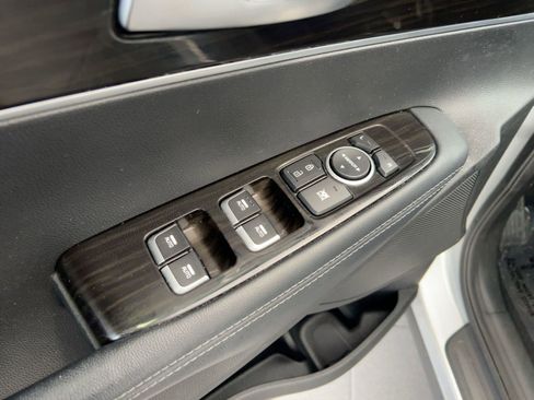 Used 2020 Kia Sorento S image 13