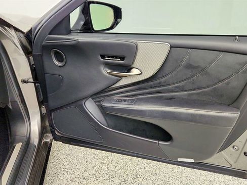 Used 2018 Lexus LS 500 F Sport w/ Accessory Package (Z2) RWD image 26