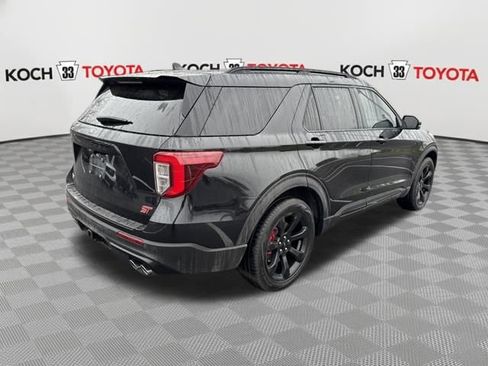 Used 2023 Ford Explorer ST w/ Equipment Group 401A image 8