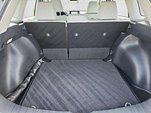 Used 2026 Toyota Corolla Cross L FWD image 6