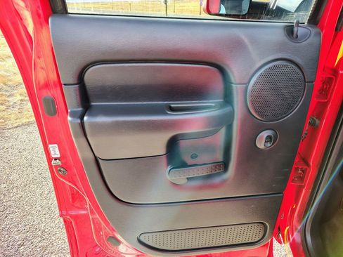 Used 2004 Dodge Ram 3500 Truck SLT w/ Trailer Tow Group image 18