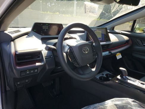 New 2026 Toyota Prius Plug-In Hybrid image 15