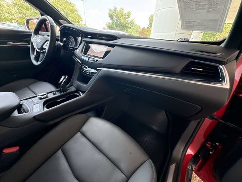 Certified 2026 Cadillac XT5 Premium Luxury w/ Driver Assist Package AWD/4WD image 30