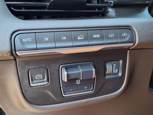 Used 2023 Cadillac Escalade Sport w/ Touring Package image 24