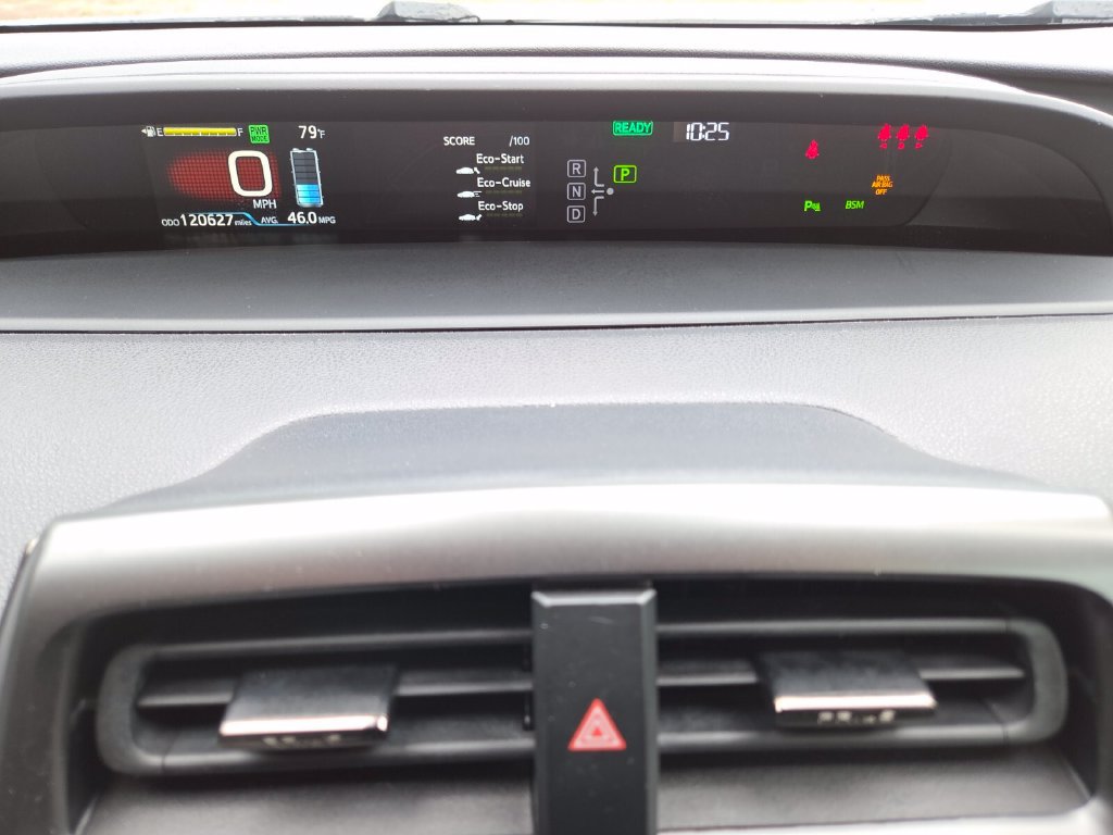 Used 2021 Toyota Prius FWD image 31