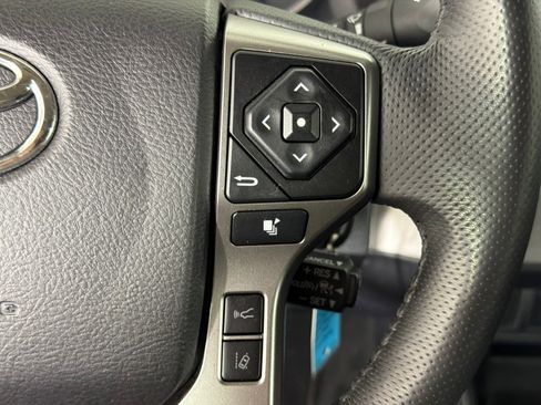 Used 2021 Toyota Tacoma SR5 RWD image 25