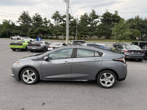 Used 2018 Chevrolet Volt LT w/ LT Driver Confidence Package FWD image 7