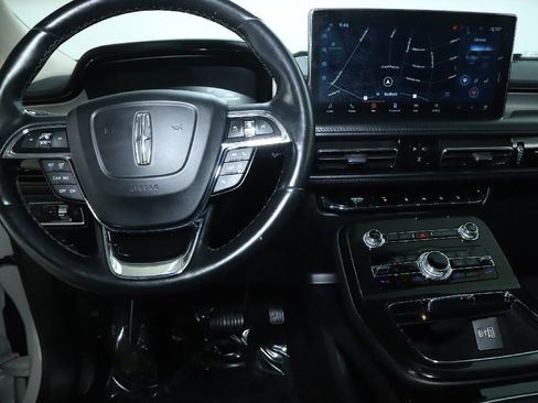 Used 2022 Lincoln Nautilus Reserve image 29