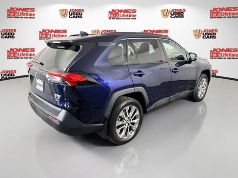 Used 2023 Toyota RAV4 XLE Premium AWD/4WD image 18