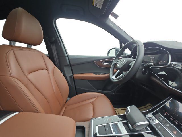 Used 2025 Audi Q7 3.0T Premium Plus AWD/4WD image 16