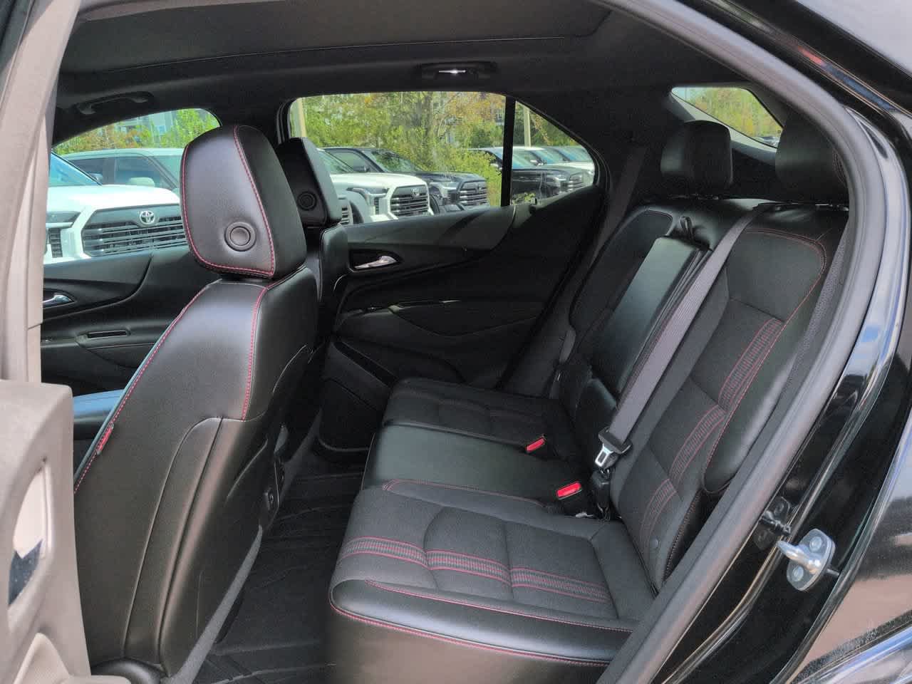 Used 2024 Chevrolet Equinox RS AWD/4WD image 13
