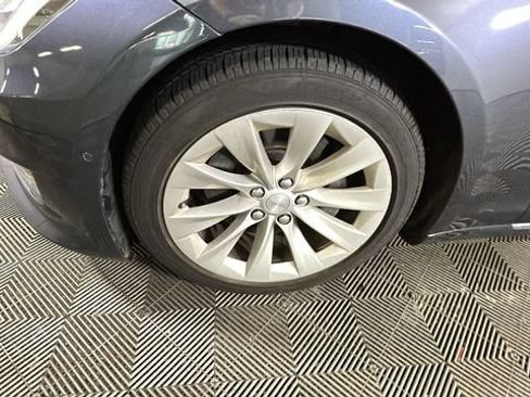 Used 2019 Tesla Model S 100D AWD/4WD image 9