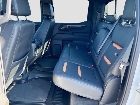 Used 2022 GMC Sierra 1500 AT4 w/ AT4 Preferred Package AWD/4WD image 27