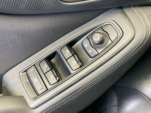 Used 2023 Subaru Forester Premium image 13