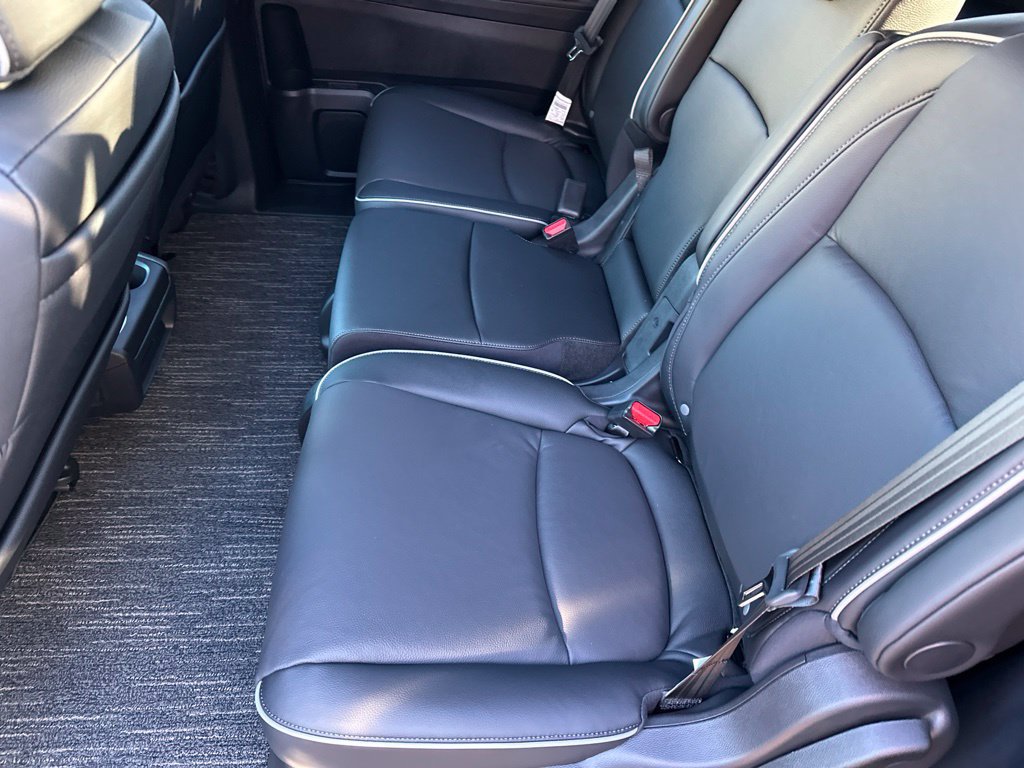 New 2027 Honda Odyssey Touring image 12